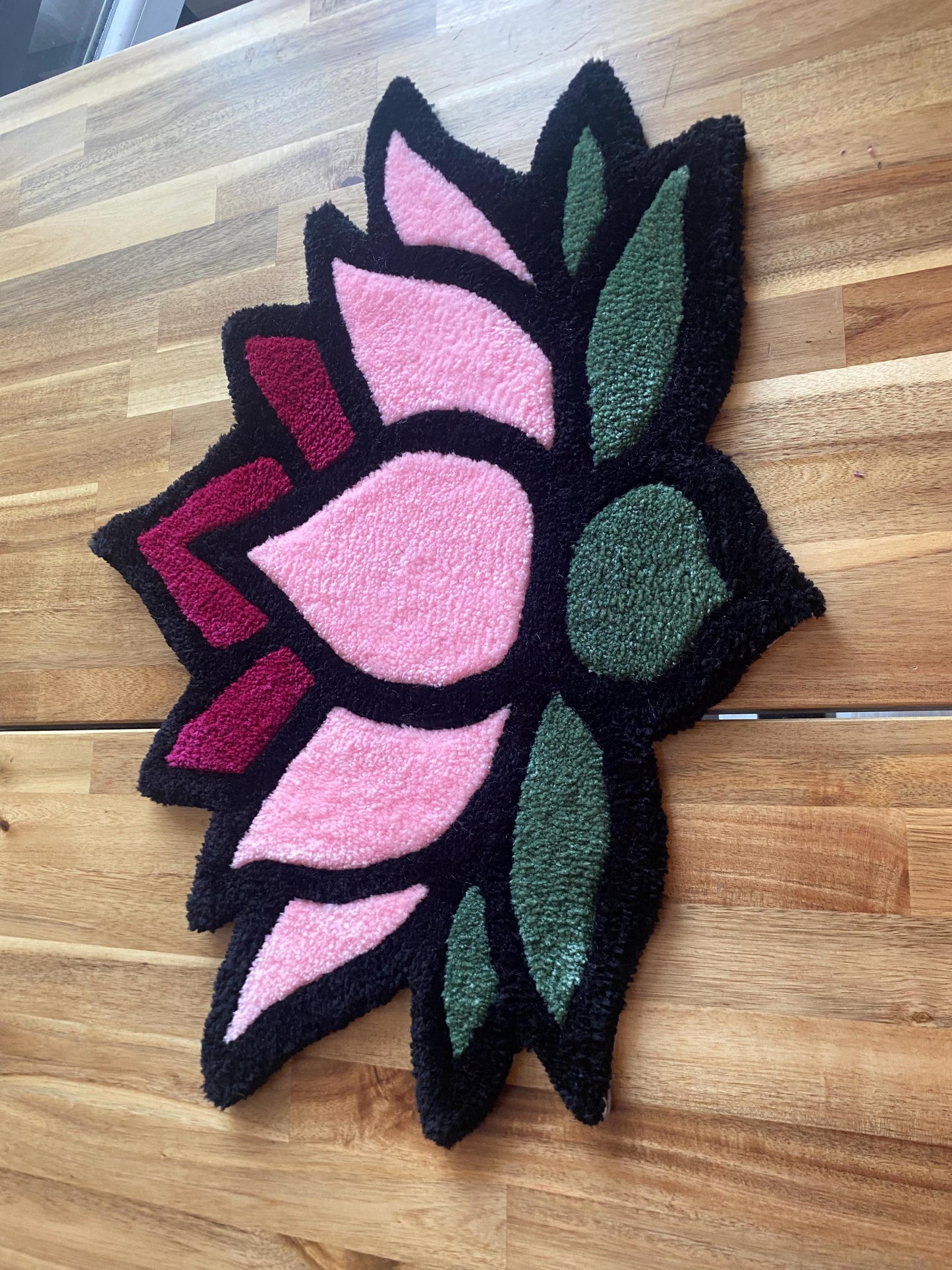 El Yapımı Lotus Çiçeği Tufted Halı 62x46cm Duvar veya Zemin