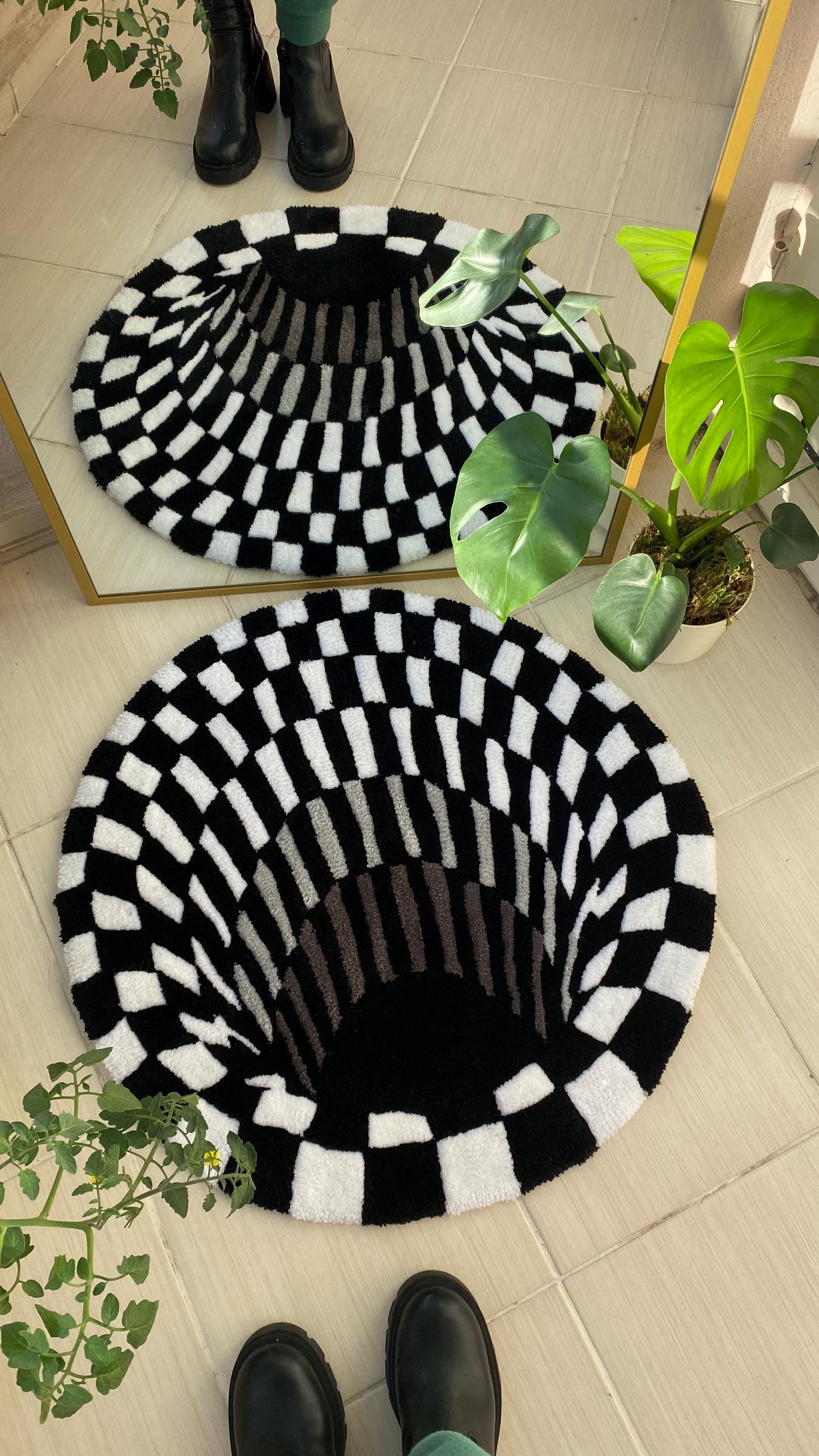 Siyah Beyaz Optik İllüzyon Halı - 3D Portal Trippy Duvar Sanatı