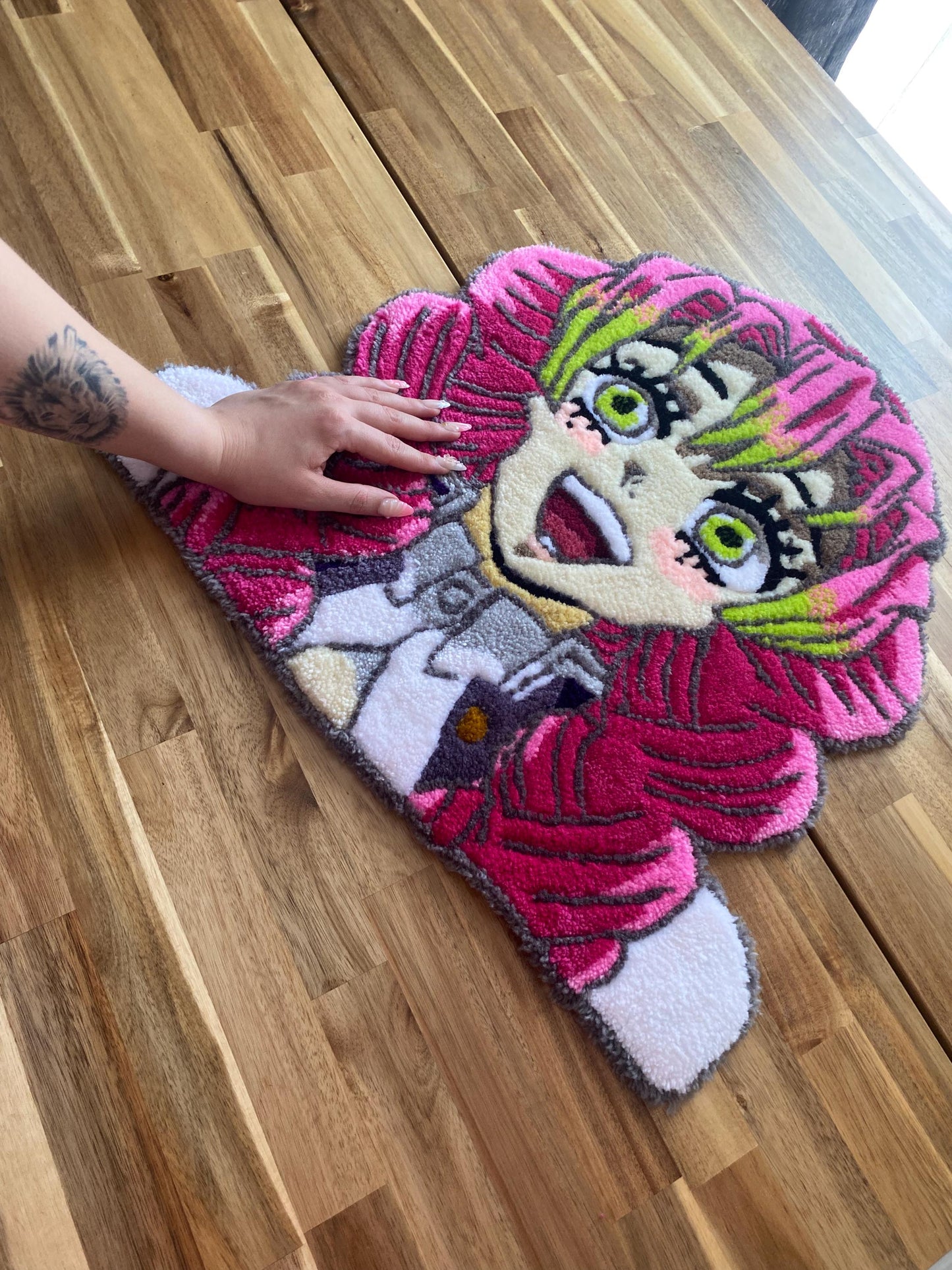 Mitsuri Kanroji Halı - 55x55cm El Yapımı Demon Slayer Anime Duvar Sanatı