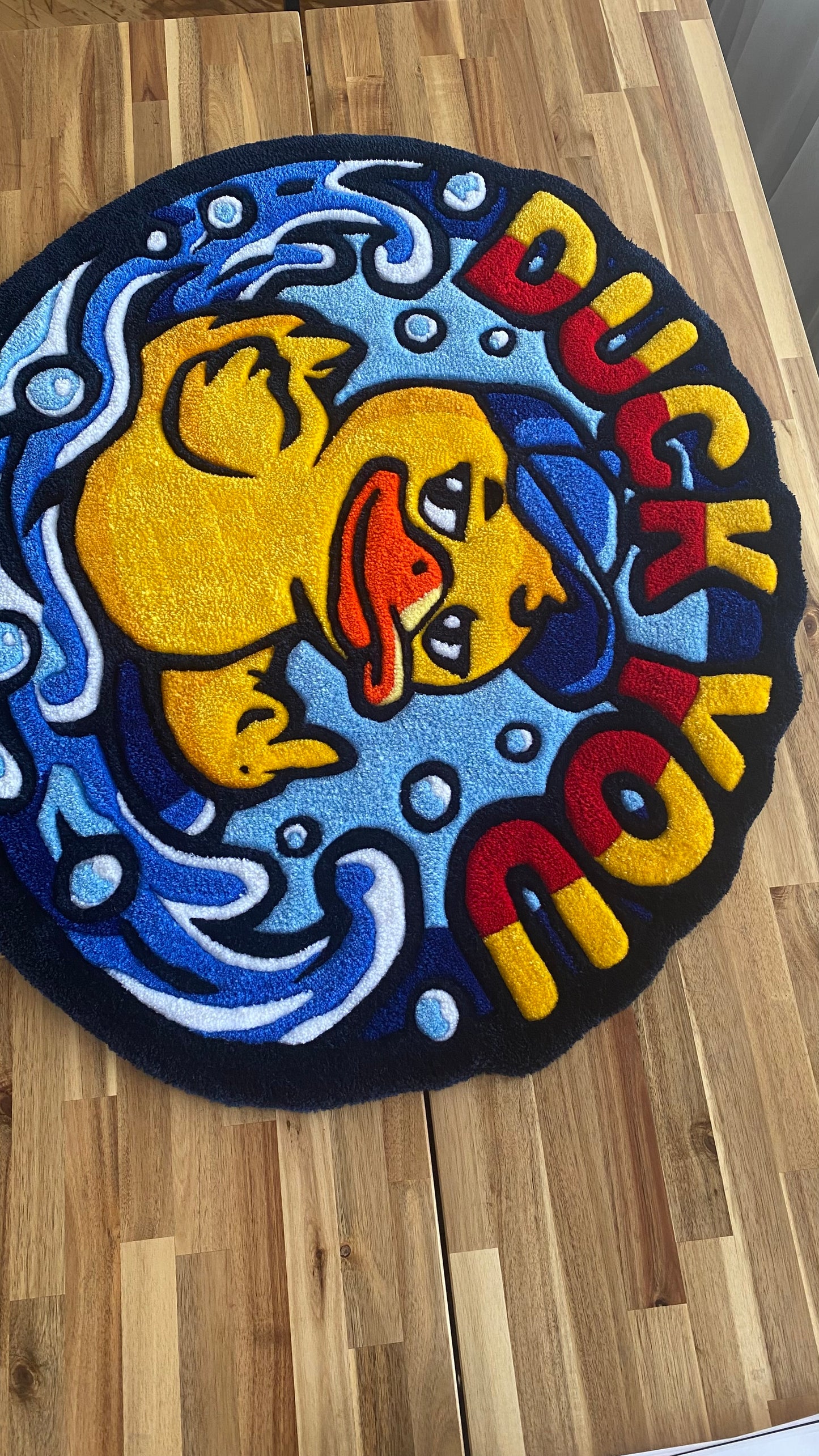 Elips Ördek Desenli Tufted Halı - 105x91 cm