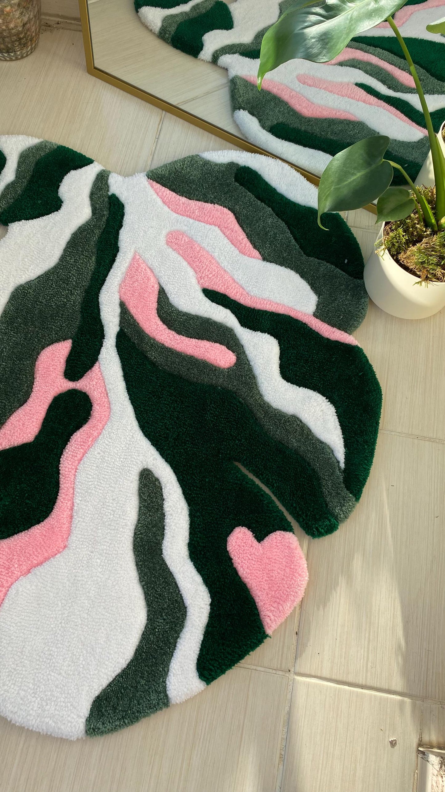 Monstera Yaprağı Tufting Halı - El Yapımı Tropikal Boho Duvar ve Zemin Dekorasyonu
